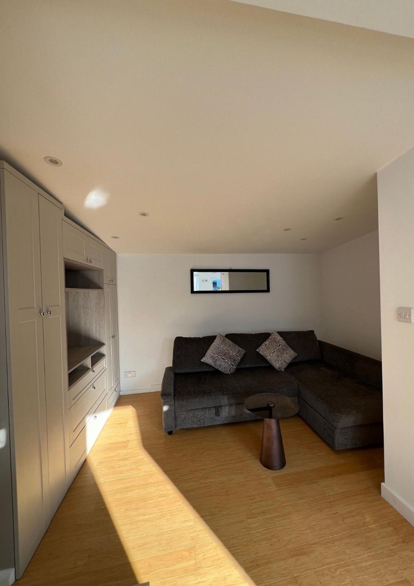 Modern Studio In Greenford, Free Wifi, Parking & Streaming Services Ealing Ngoại thất bức ảnh